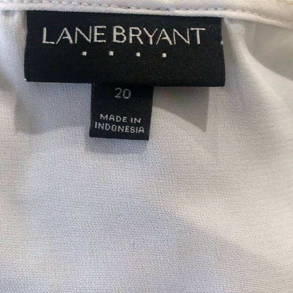 All white blouse- size 20 - Picture 4 of 5